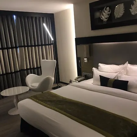 The Empresa Hotel Mumbai Exterior photo
